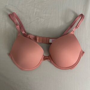 NWOT VS Pink push up bra size 34A